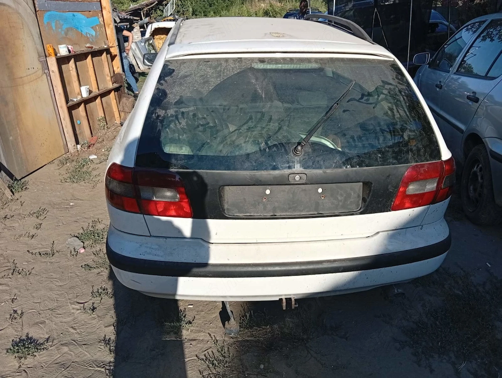 Volvo.V.40.1.9.D.gyári bontott alkatrészek kedvező áron eladók.