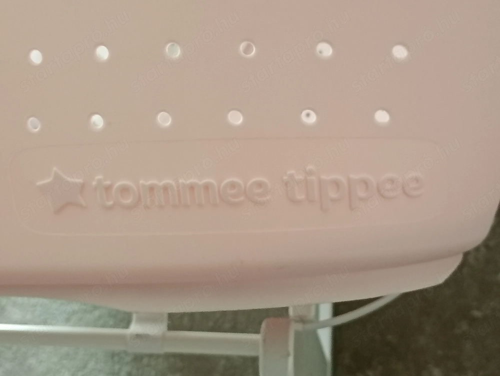 Tommee Tippee 5619WE mózeskosár ringató állvánnyal 9000ft óbuda  rózsaszin Könnyen mozgatható, nagyo