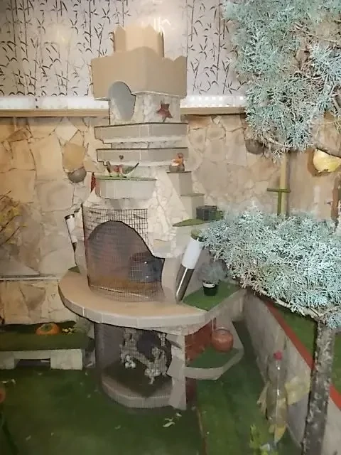 Eladó,kültéri sütögető,egyedi kivitelben.