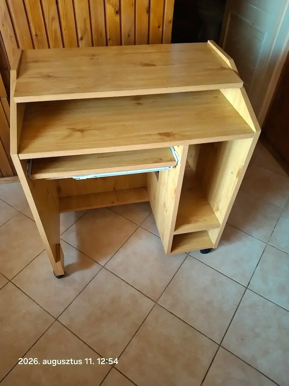 Számítógép asztal   eladó