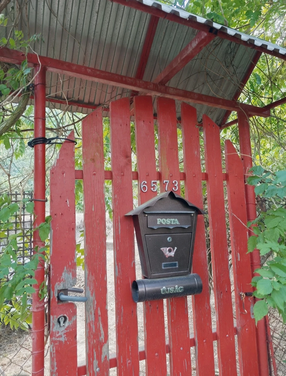 Pilisvörösvári zártkerti telek eladó!