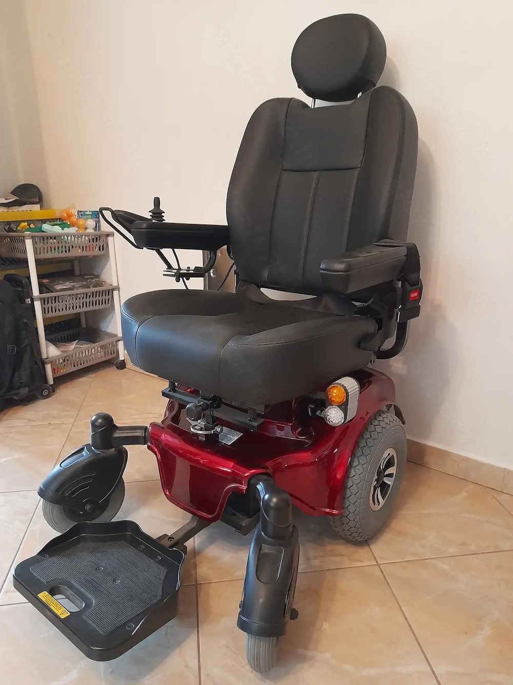 Eladó egy új Heartway HP6CL elektromos kerekesszék