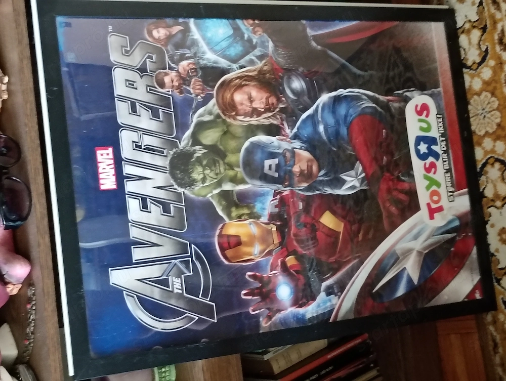 A képen a Marvel 2012-es The Avengers (Bosszúállók) című filmjének promóciós plakátja látható, amely