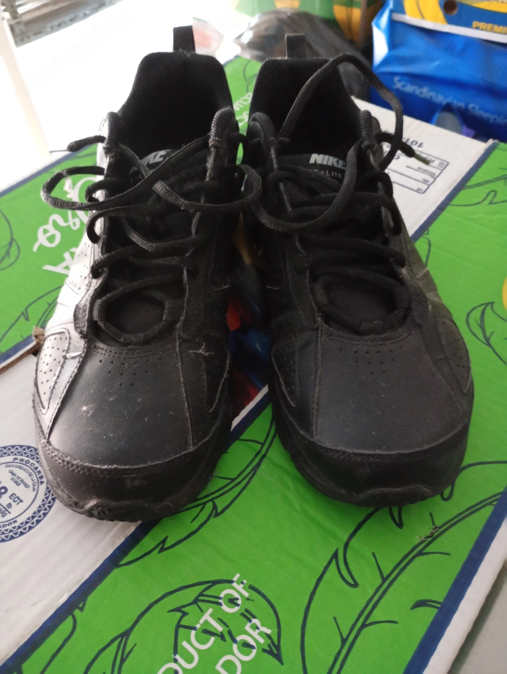 Nike  T-Lite XI 616544 007 Fekete 42es 8000ft óbuda 36 50 104 8272  személyesen óbudán posta kizárol