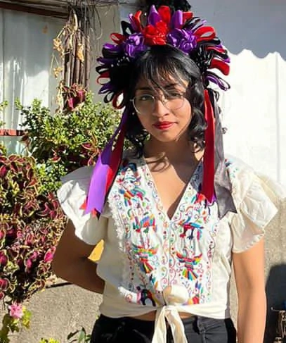 Mexikói spanyol- és angoltanár vagyok.