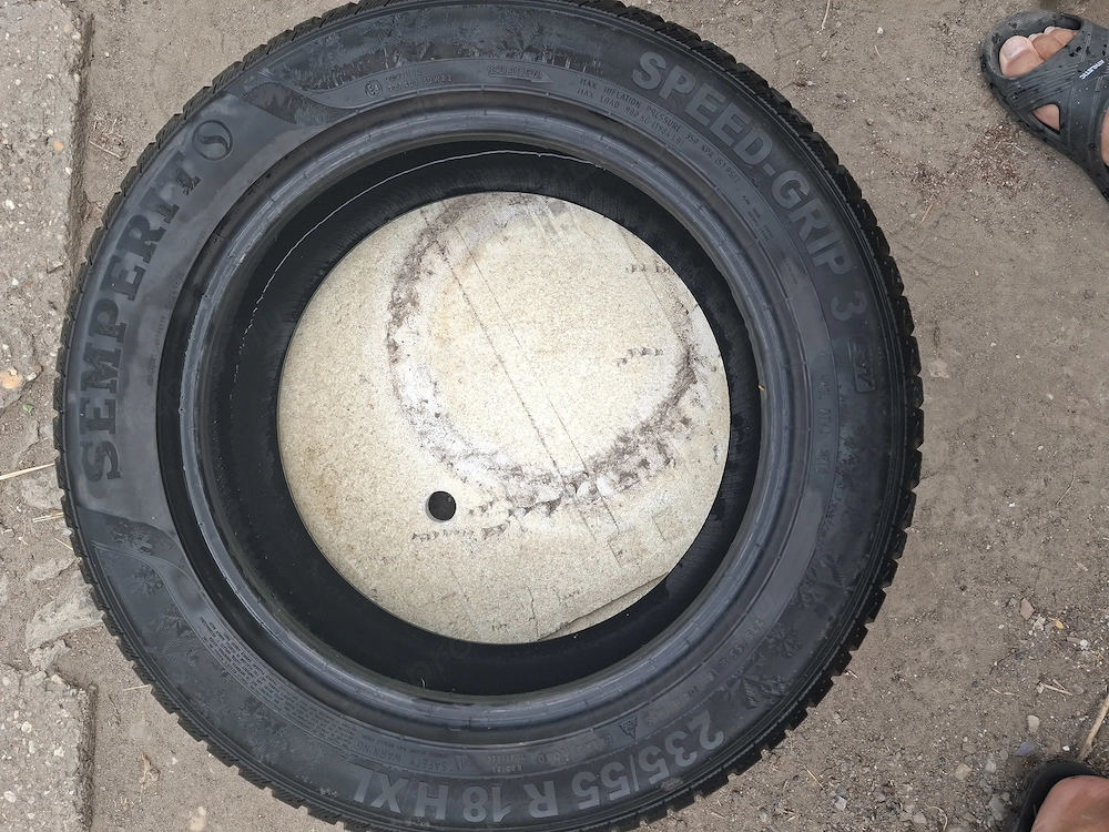 Semperit téli gumi garnitúra eladó! 235 55r18