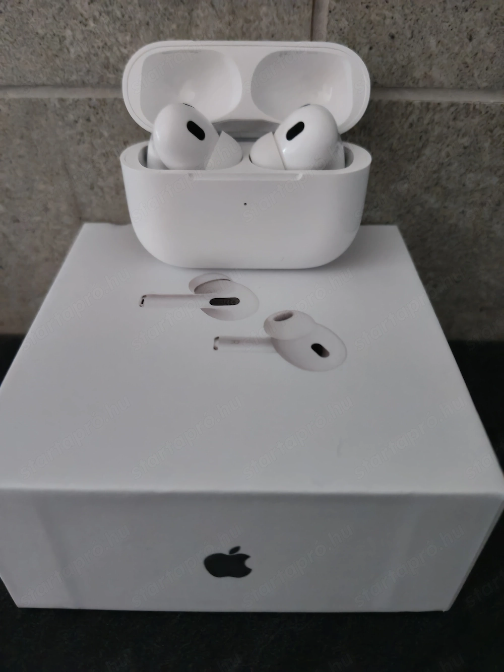 Apple AirPods Pro2 eladó. Új, bontatlan.