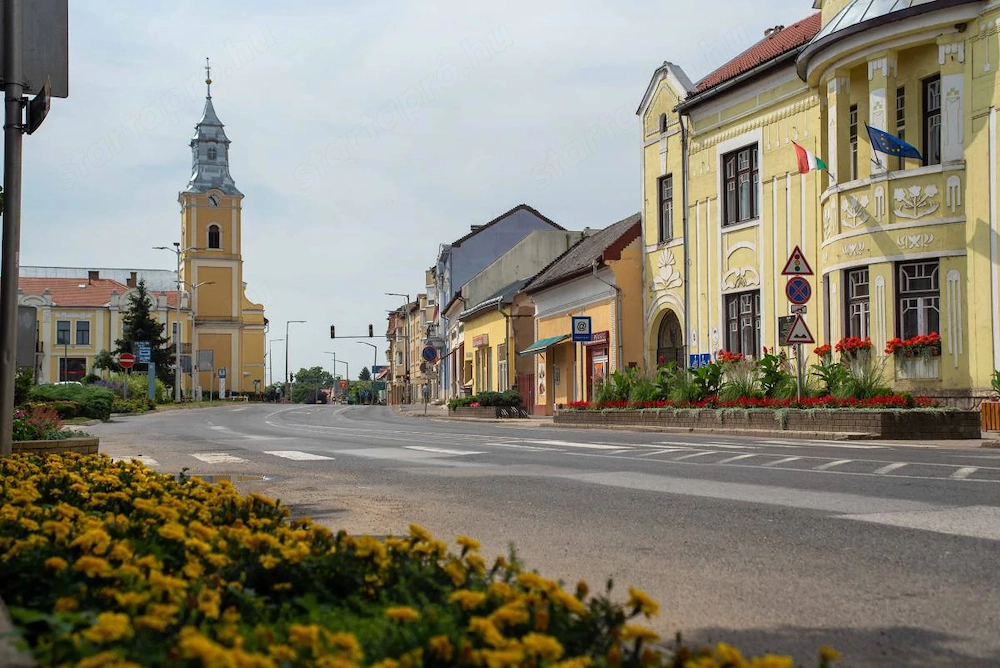 Online ügyintéző, távmunka, részmunkaidő