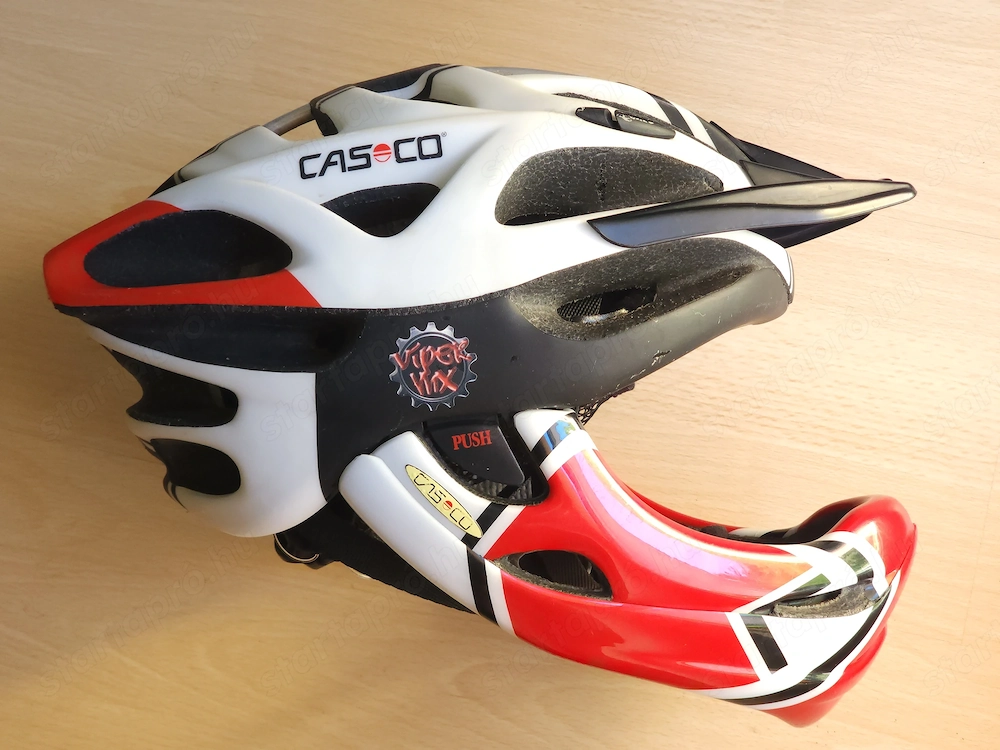 Casco full-face biciklis sisak Szombathelyen