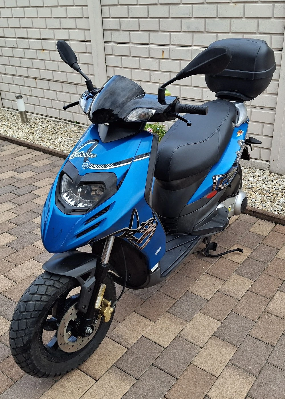 Piaggio Typhoon 125 50 Újszerű Gyári 8000km