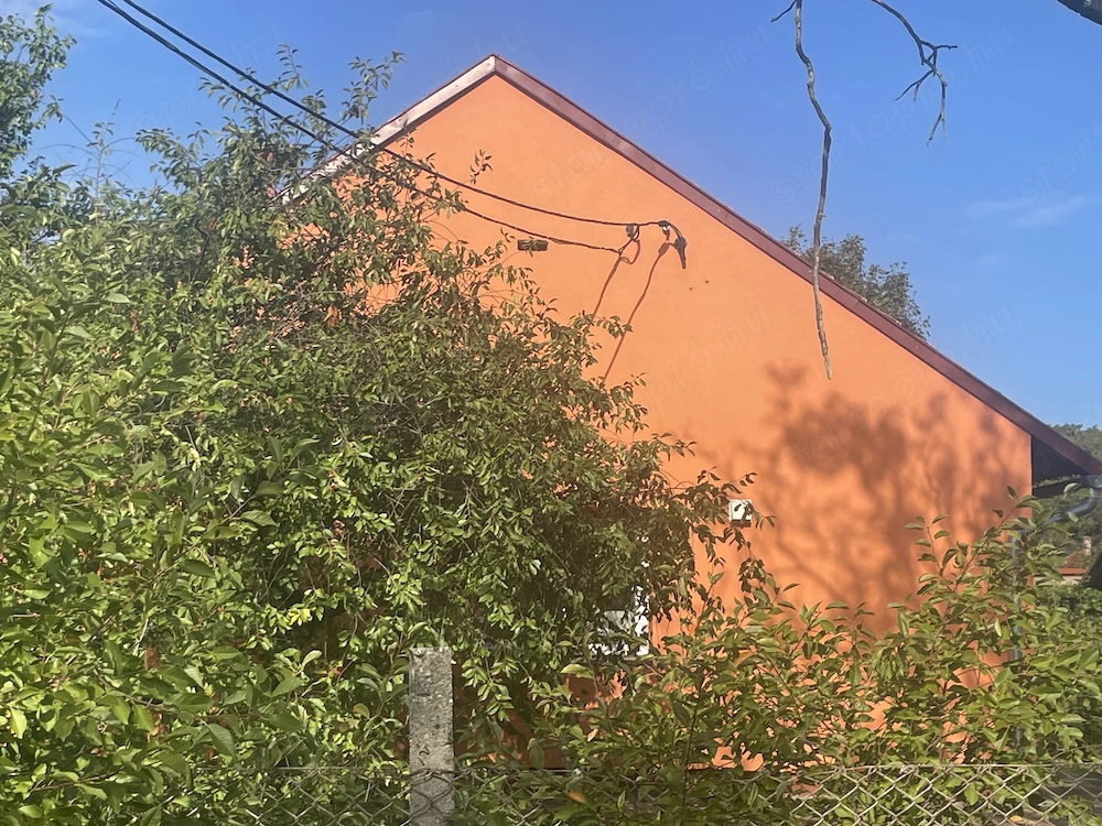 Várpalotán szerkezetkész Családi Ház 48m Ft