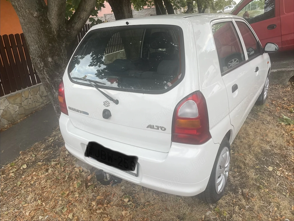 Suzuki Alto 1.1 országos házhozszállítással 720000ft