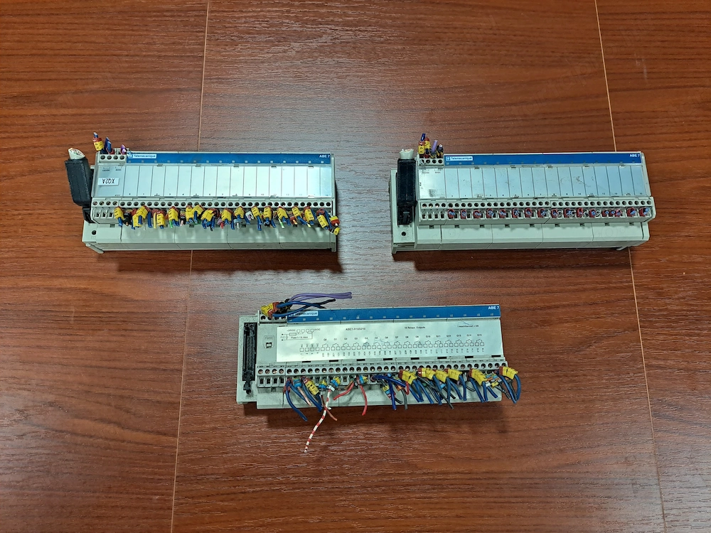 Schneider   Telemecanique ABE7-R16S210 relés interfész modul