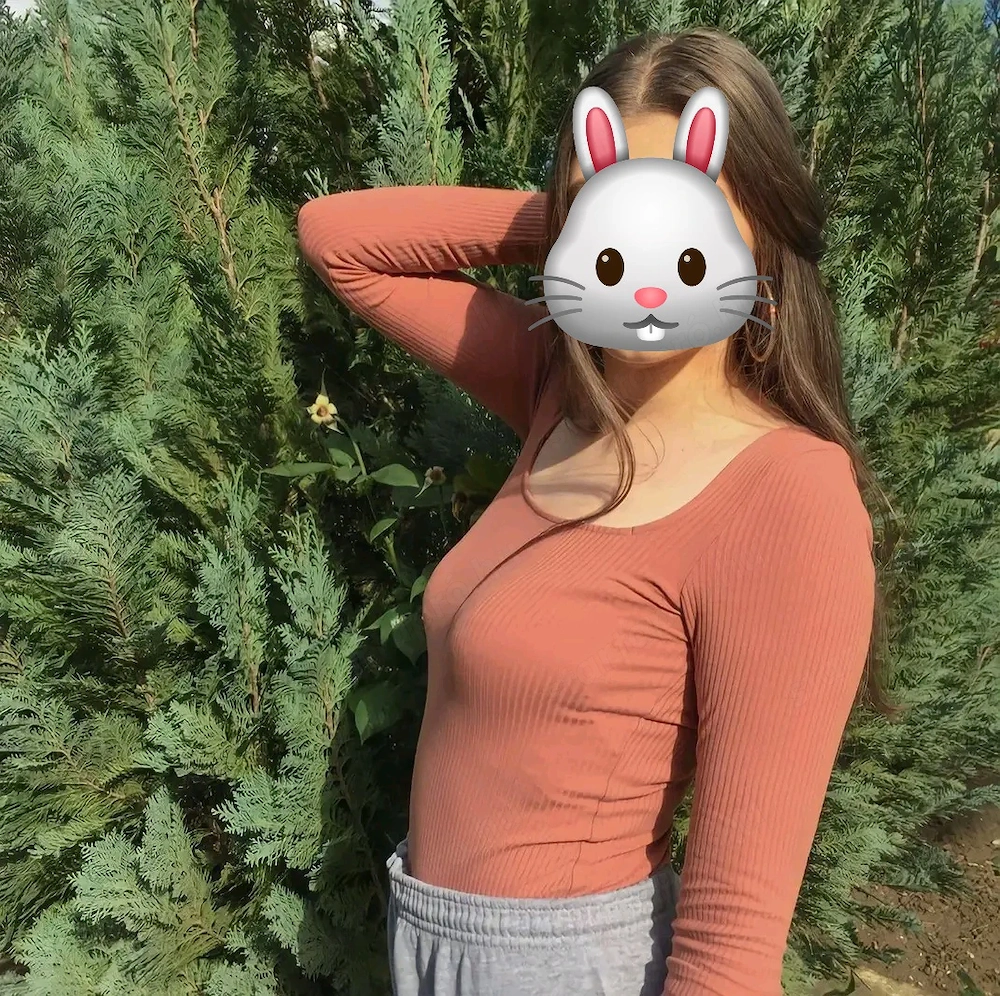 27 éves lány   kreatív online tartalmak