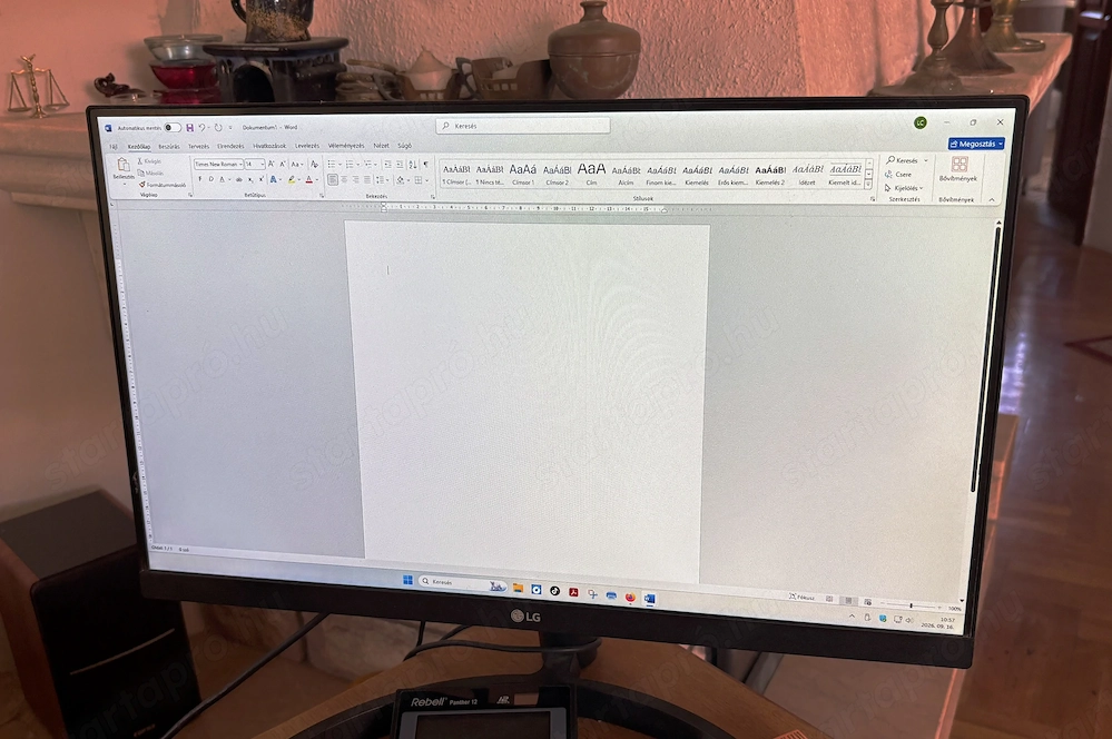 LG 21.5  -os monitor újszerű állapotban olcsón eladó.