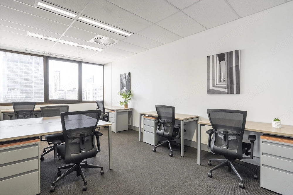 Privát iroda a Regus MillPark Centre központban 50 fős csapatnak 
