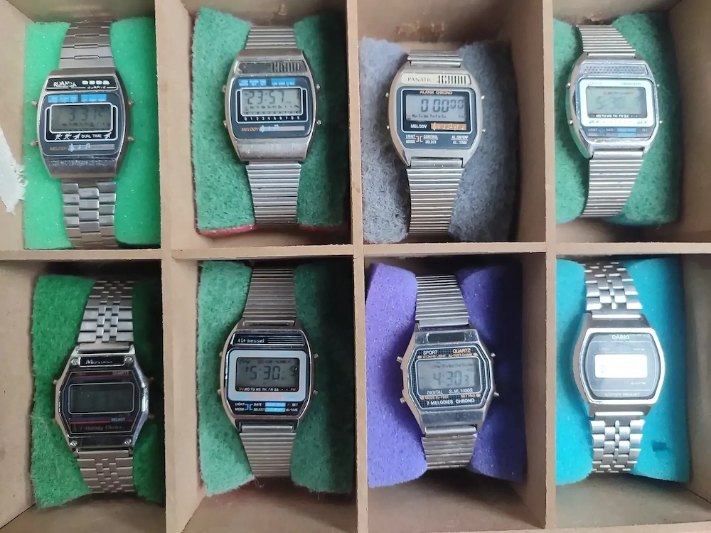 Roamer + Casio - 8db Retro 4 Gombos Melody Digitális Óra - Mind Működik