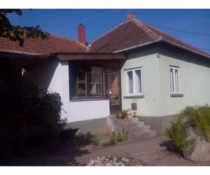 93 m2-es 3 szobás jó állapotú családi Ház  - Jánoshalma