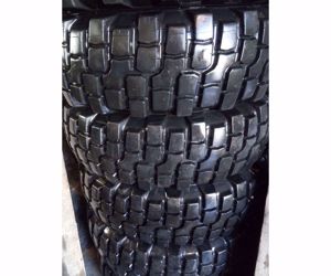 12.5 R20 használt Semperit Gigant ifa gumi mg pótkocsi gumi unimog gumi 335 80r20 335 80 R20 12.5r20 - kép 2