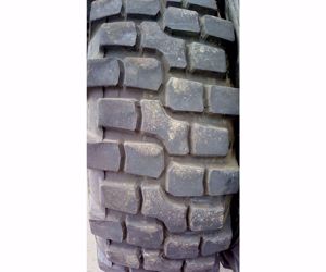 12.5 R20 használt Semperit Gigant ifa gumi mg pótkocsi gumi unimog gumi 335 80r20 335 80 R20 12.5r20 - kép 9