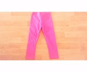 104 Újszerű cuki vastag pink leggings nadrág naci felső 