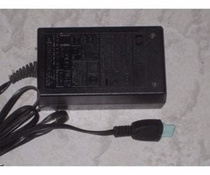 HP adapter világoszöld dugós 32V és 15V - kép 1