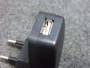 DC 5 Volt, 500 mA USB töltő eladó - kép 8