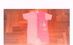92, Újszerű C&A Baby Club cuki nyuszi és maci mintás pamut napozó rugi rugdalózó  - kép 5