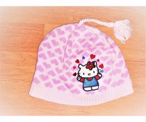  86/92 42/52 cm Cuki Sanrio Hello Kitty és szivecske mintás kötött sapi sapka - kép 4