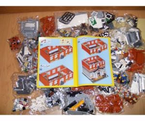 Lego komp. Creator 10224 Városháza Town Hall 2900db Lepin új - kép 2