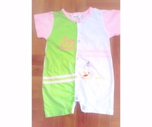  80 ÚSZErŰ Babyli aranyos hajós cápás rugi napozó playsuit