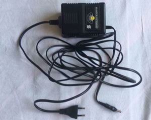 sax 1200 Univerzális ac-dc adapter