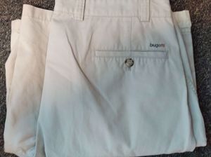 Eladó egy Bugatti beige short 34-es méretben. - kép 3