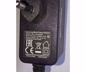 dc adapter F18l7-120150spav 12v 1,5a működő