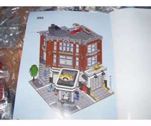 Lego komp. Creator 10264 Corner Garage Sarki Garázs 2600db Lepin új  - kép 6