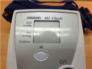 Omron M1 Classic vérnyomás mérő eladó, hiányosan - kép 2