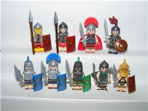 Lego Castle Római Katonák figurák Gladiátor Centurio 9db katona +fegyver  ÚJ - kép 3