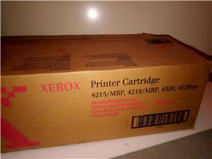 113R110 XEROX 4215, 4219, 4520 eredeti toner - kép 2