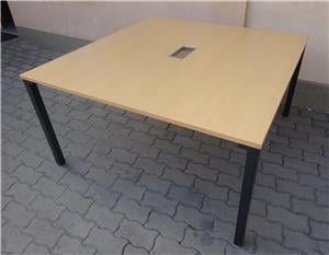 Steelcase tárgyalóasztal 140x140 cm, Steelcase asztal használt irodabútor - kép 2