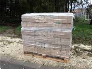 Fabrikett keményfából RUF tégla formájú 100 % bükk fűrészporból préselve, 10 kg-os zsákokban - kép 11