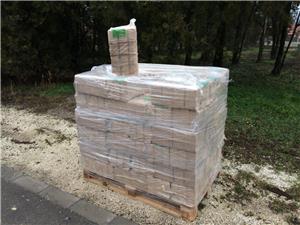 Fabrikett keményfából RUF tégla formájú 100 % bükk fűrészporból préselve, 10 kg-os zsákokban - kép 9