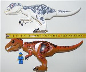 Lego jurassic world 2.dinoszaurusz figura dínó nagy T-rex + Indominus rex 30cm + 8 kis dínó ÚJ! - kép 6