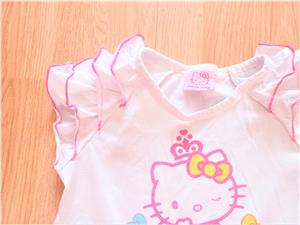 110/116 cuki Hello Kitty mintás fodros ujjú póló felső    - kép 4