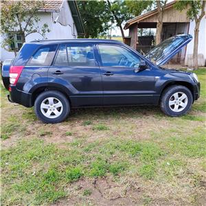 Suzuki Grand Vitara 2000-es benzines 2006-os os kiadás