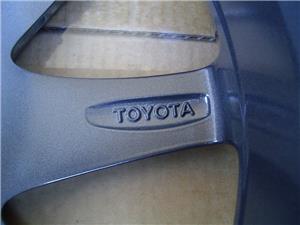 Gyári TOYOTA YARIS anthracit alufelni 16 col 4X100 a legjobb áron - kép 5