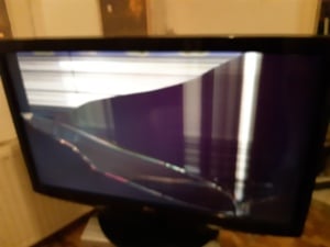 LG 42LH4200 LCD TV HD Ready 106cm hibás - kép 1