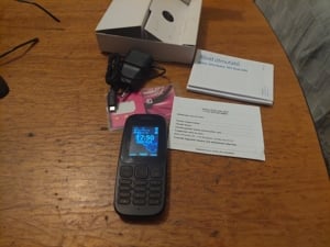 Nokia 105 Dual sim,dobozában, lámpa, rádió - kép 1