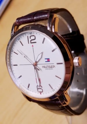 Tommy Hilfiger 4434 Watch Aranyozott tokban, krokodil mintás varrott bőr szíjjal - kép 4