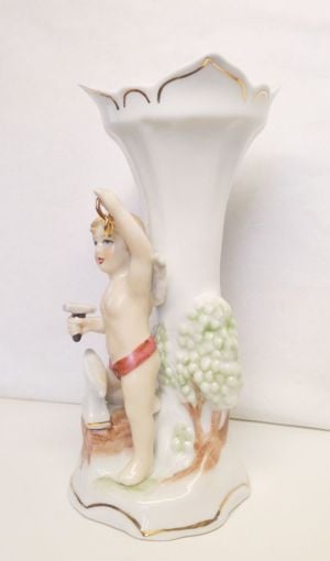 Váza aranykovács angyalkával. Barokk stílusú figurális porcelán tökéletes állapotban - kép 2