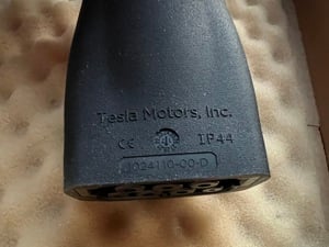 Eladó egy gyári Tesla UMC 1 töltőhöz való 380V adapter piros adapter - kép 4